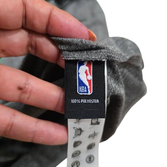 UNK Boston Celtics Basketball NBA Shirt Men's T-Shirt Small Gray Long Sleeve - Picture 5 of 7